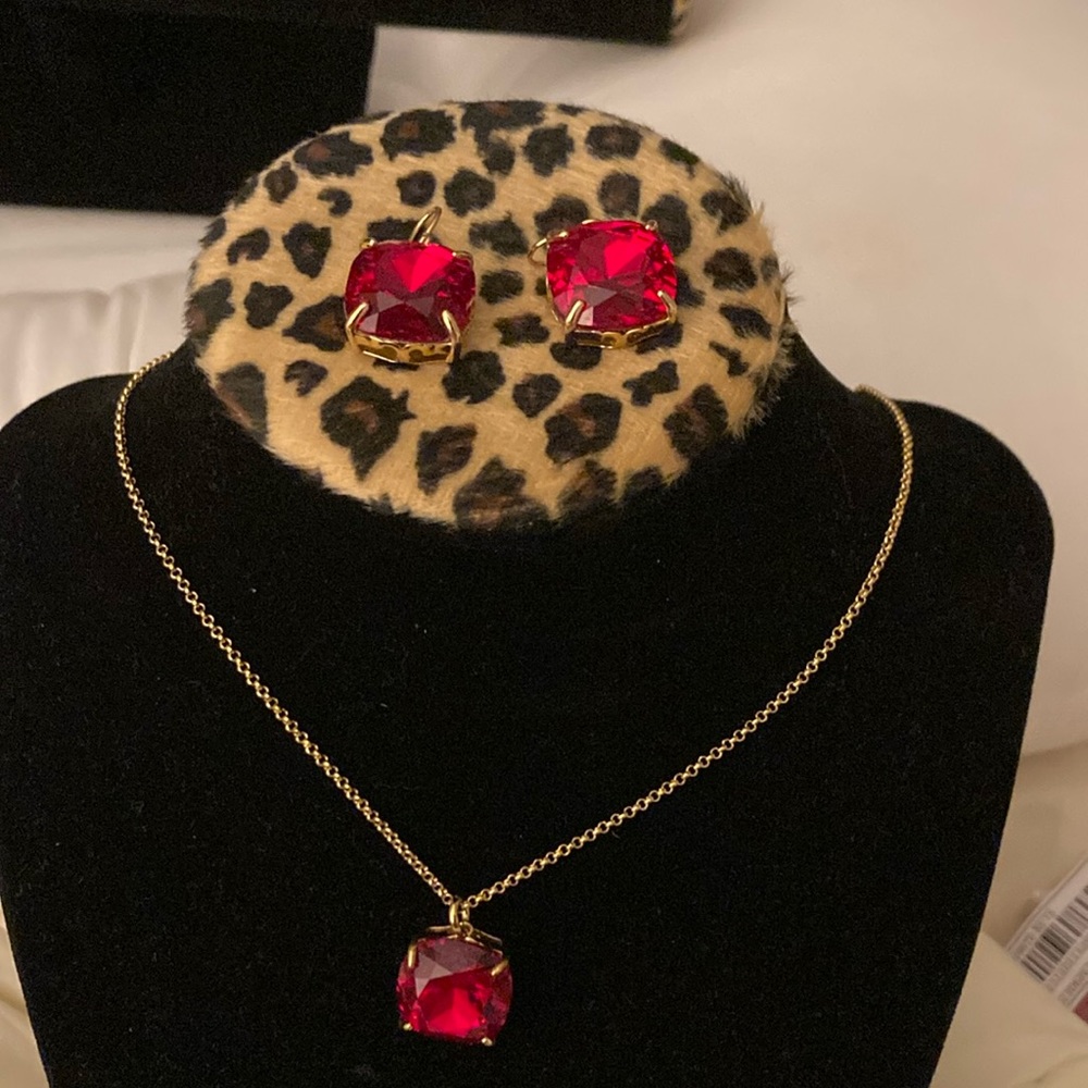 Tory Burch Set Almost New No Tarnish Almost New Gem